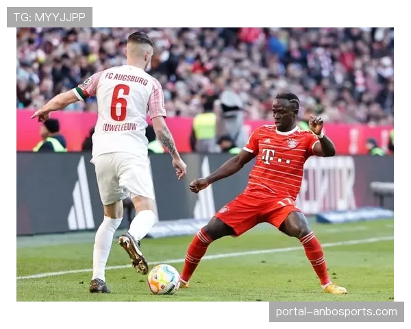 拜仁1-2奥格斯堡,伊藤洋辉头槌难阻联赛首败 拜仁1-2奥格斯堡,伊藤洋辉头槌难阻联赛首败