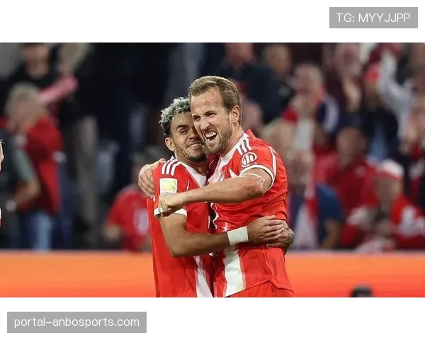 拜仁“英式三叉戟”战术试验：凯恩、迪亚斯与奥利塞联袂首发的进攻效果分析